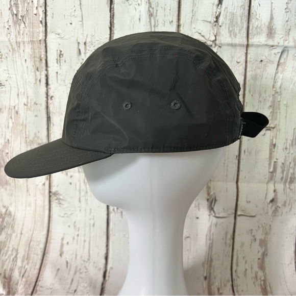 ADIDAS ORIGINAL Women’s Nylon Cap - Picture 2 of 7